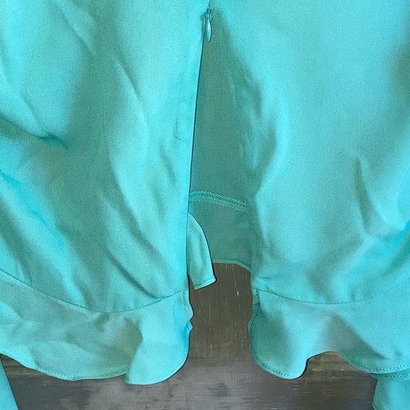 NWT Ruffled Crop Top - Picture 12 of 13